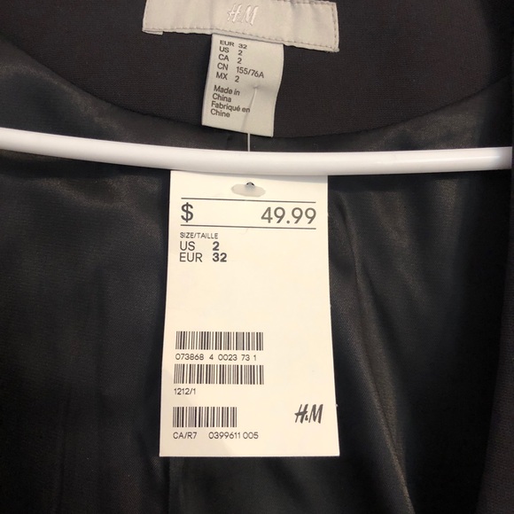 H&M gray blazer - Picture 2 of 2